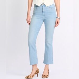 New MOTHER Jeans. The Hustler Ankle Fray in High Life. Size 28.